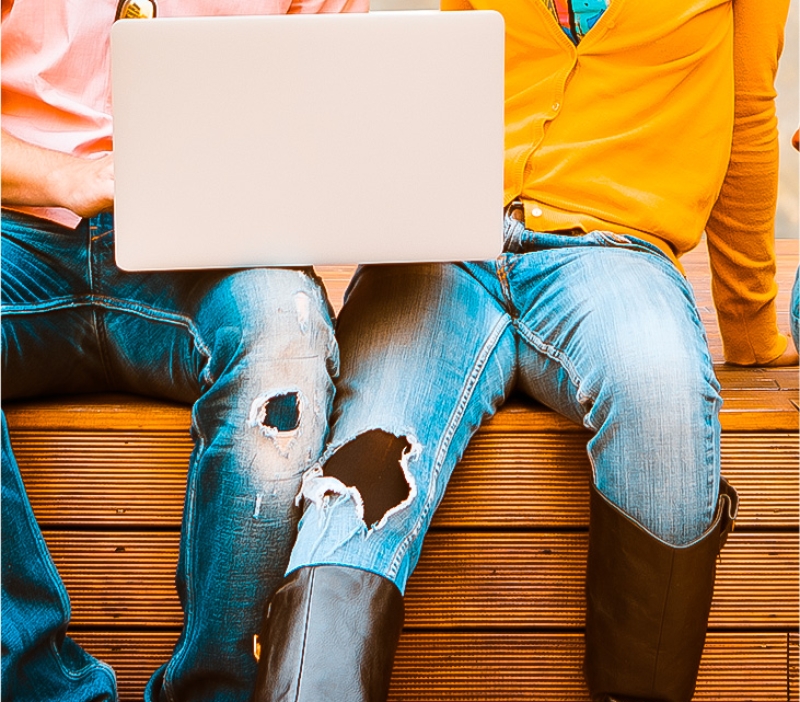 computer-students-fininacial-aid